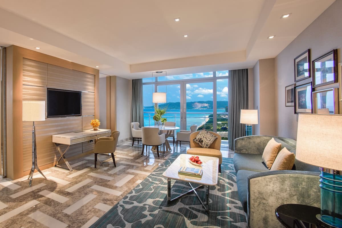 Ocean Ambassador Suite (unlimited entry to water park & aquarium, Imperial club benefit) | 1 bedroom, premium bedding, free minibar, in-room safe