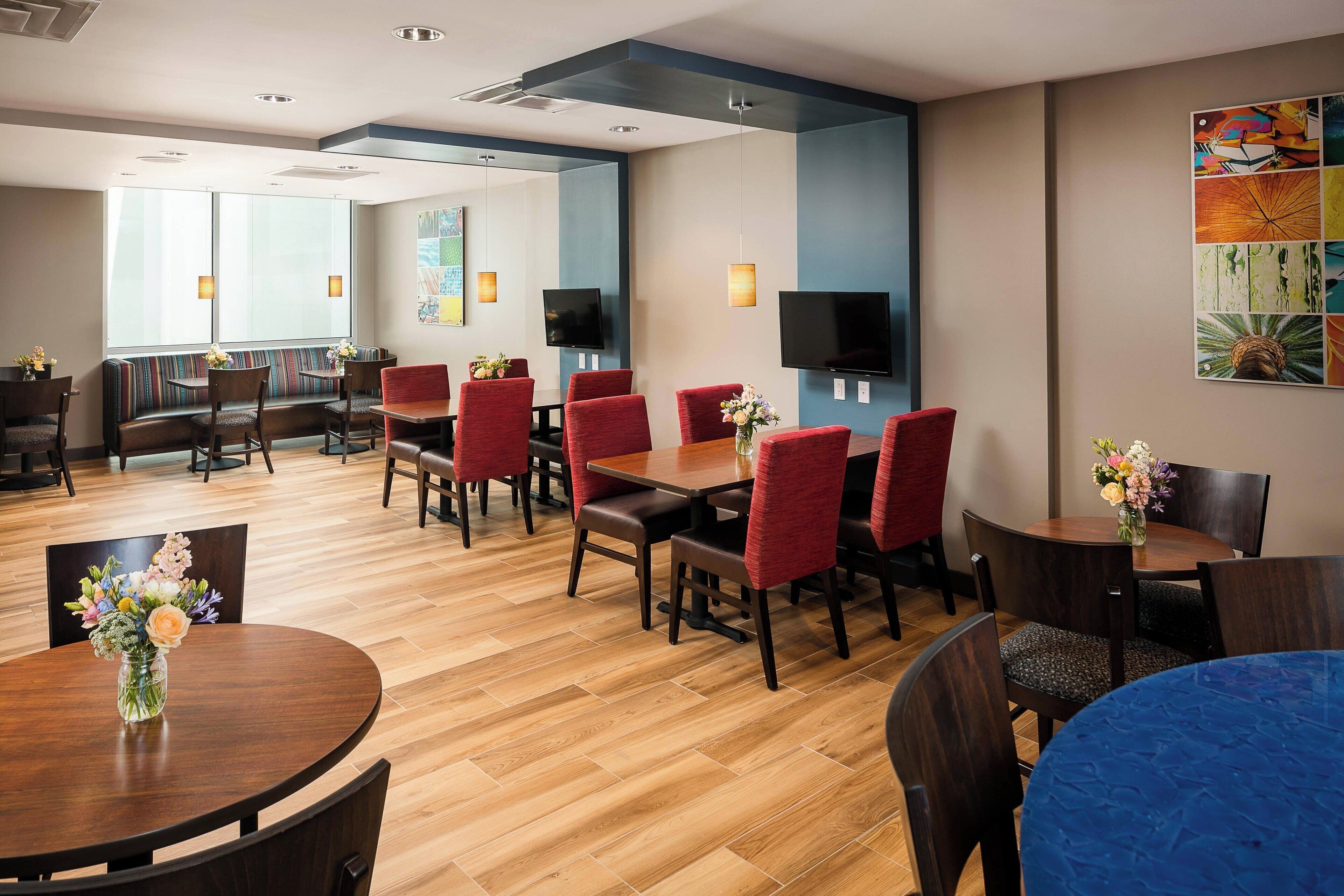 매일 뷔페 무료 아침 식사 포함