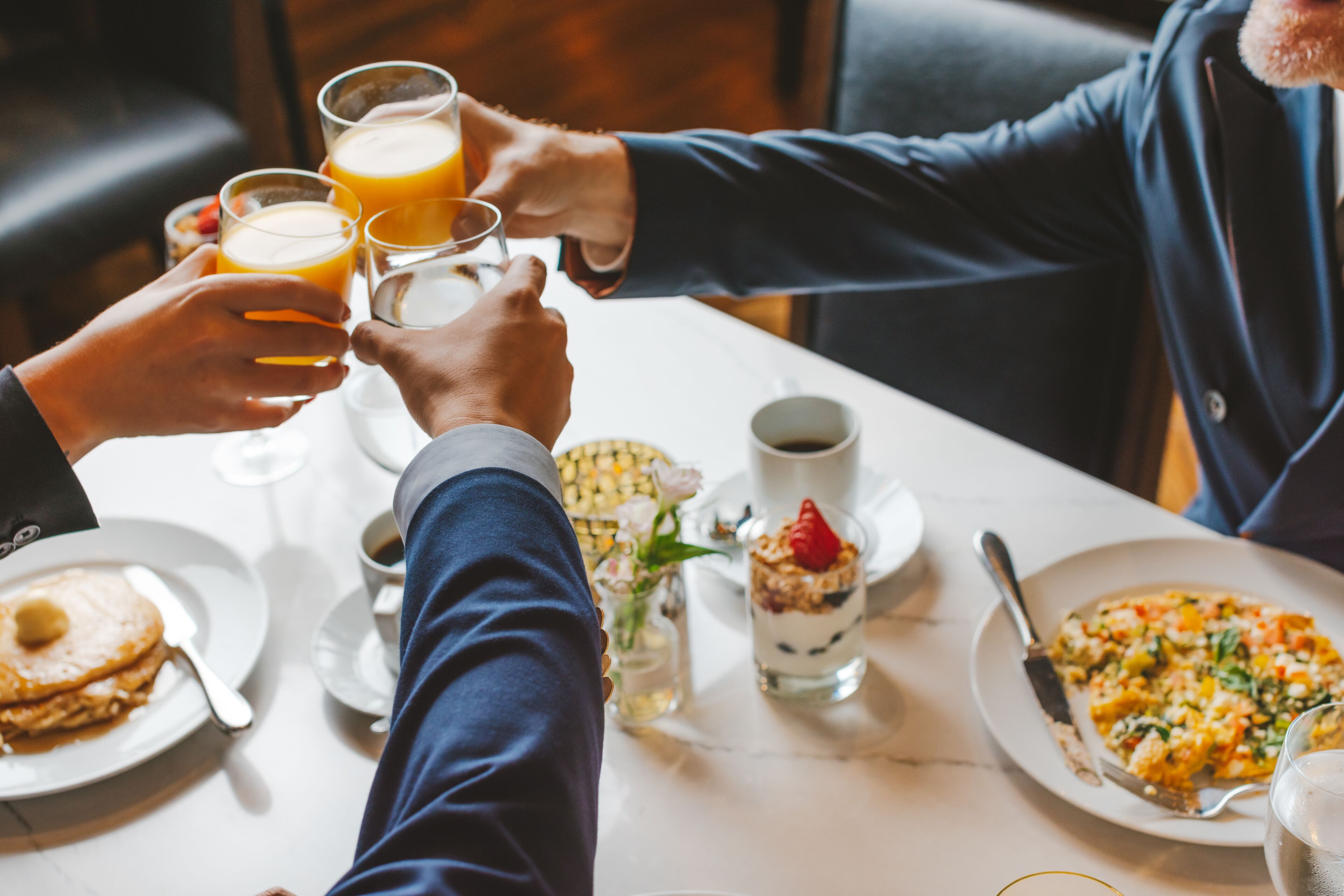 breakfast, lunch, dinner served; american cuisine, al fresco dining