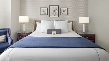 Premium bedding, in-room safe, desk, blackout drapes