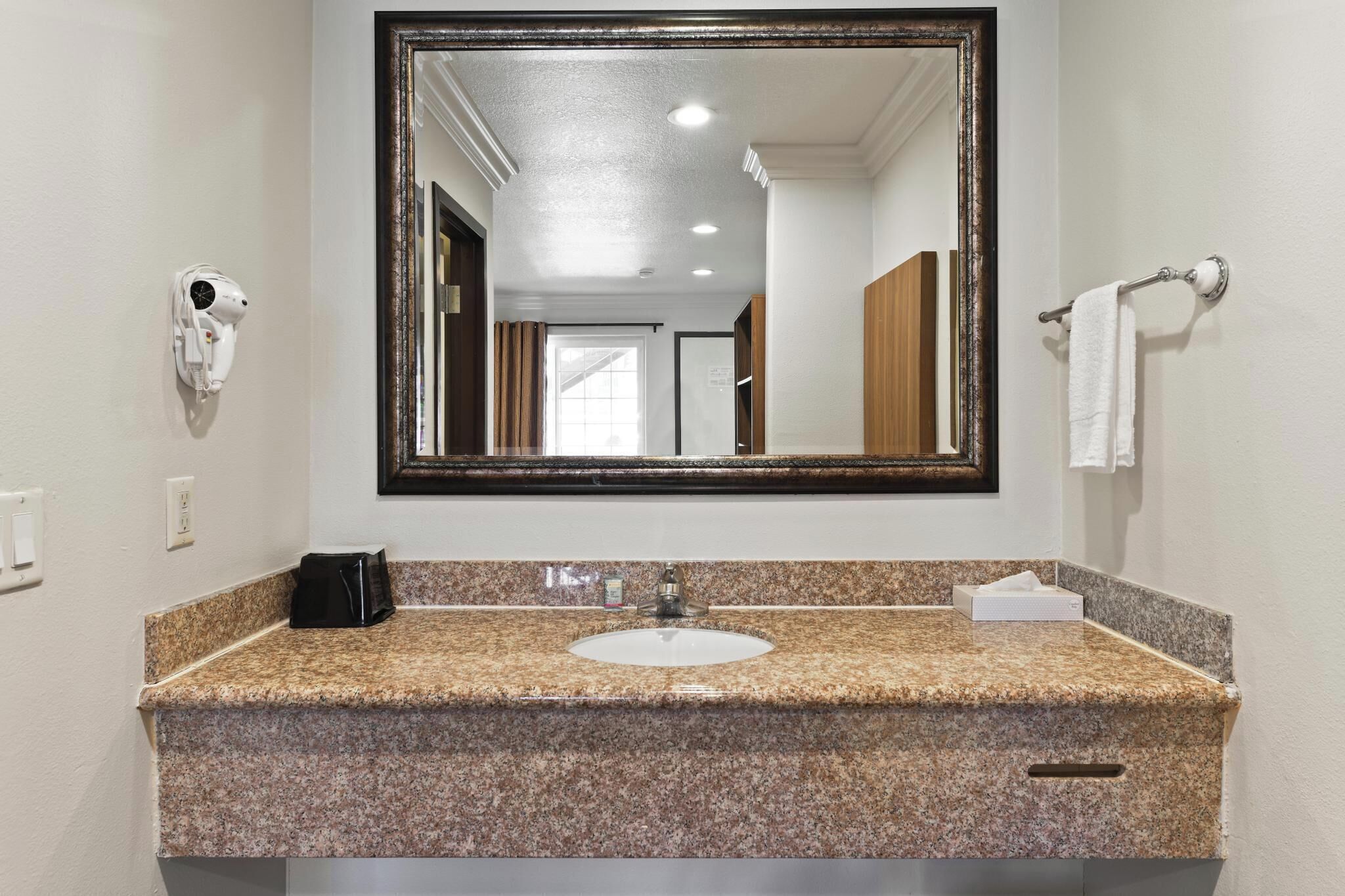 Photo - Hyland Inn near Legoland