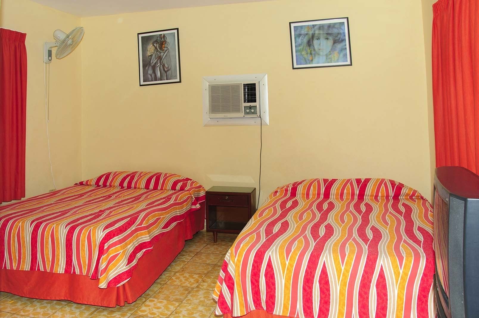 Hostel Lourdes y Leo