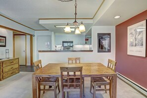 Condo, 1 Bedroom | Dining