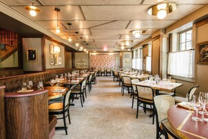 Dinner and brunch served