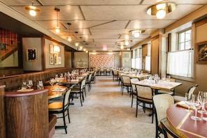 Dinner and brunch served