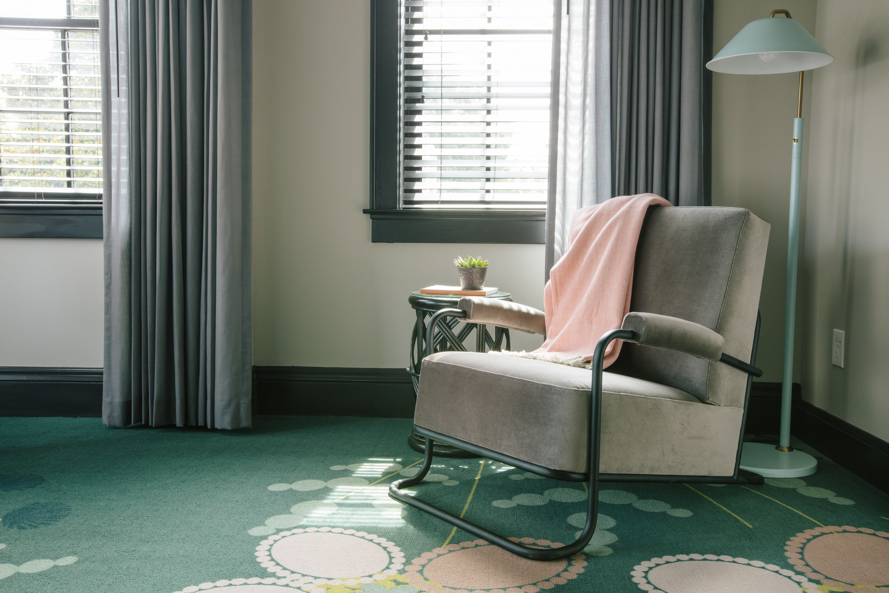 the napoleon | premium bedding, free wifi, bed sheets