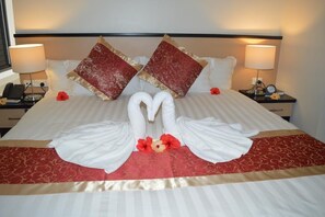 Garden Villa | In-room safe, iron/ironing board, bed sheets - Landers Bay Resort & Spa Fiji - Adults Only (Lautoka)