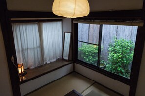 Traditional Twin Room (Japanese Style) | Seterika/papan seterika, Wi-fi percuma 
