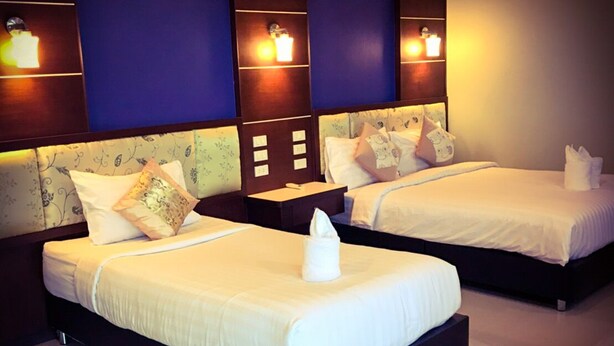 Classic Triple Room, 1 Bedroom - Thungtawan Hotel (Nakhon Si Thammarat)