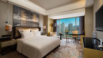 Superior Double Room | Premium bedding, down duvets, pillow-top beds, minibar