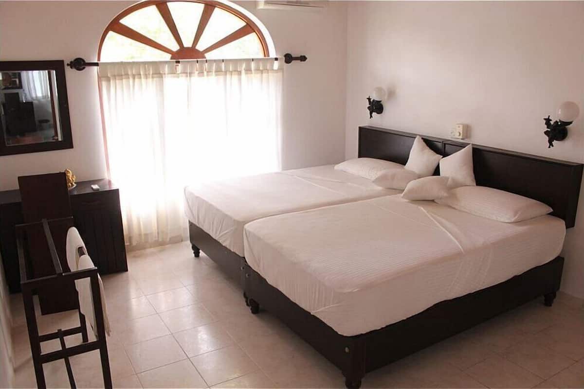 1 camera, biancheria da letto di alta qualità, una scrivania