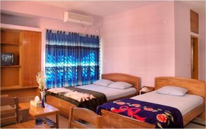 Free WiFi, bed sheets - Albatross Resort (Cox's Bazar)