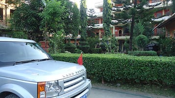 Free self parking