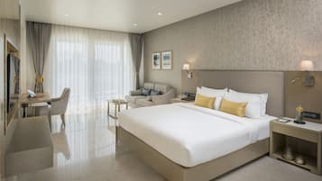 Executive Double or Twin Room, Pool View, Poolside | Premium bedding, in-room safe, desk, laptop workspace