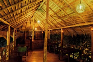 Frühstück, Mittagessen, Abendessen, internationale Küche 