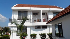 View from property - Vamos Hotel Mikumi (Morogoro)