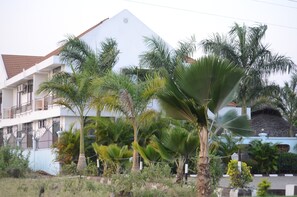 Garden - Vamos Hotel Mikumi (Morogoro)