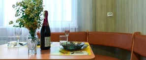 Se ofrece un desayuno continental (100.00 UAH por persona)