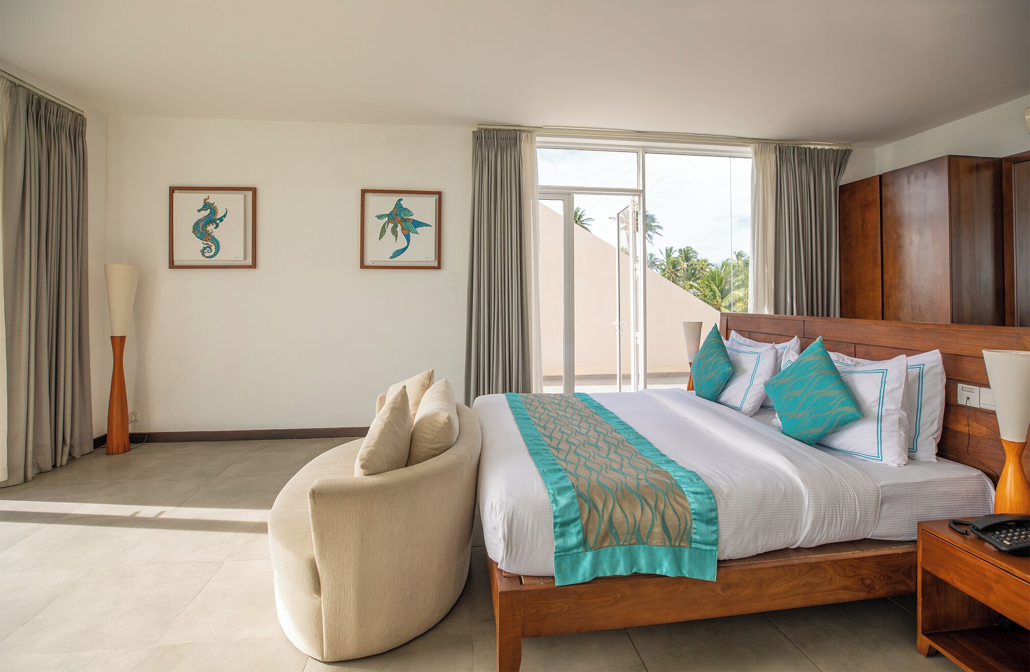 luxury suite, 1 king bed, balcony, ocean view | 1 bedroom, premium bedding, in-room safe, desk