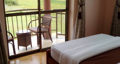 Hursey Resort Hotel
