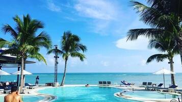 Piscina a l'aire lliure