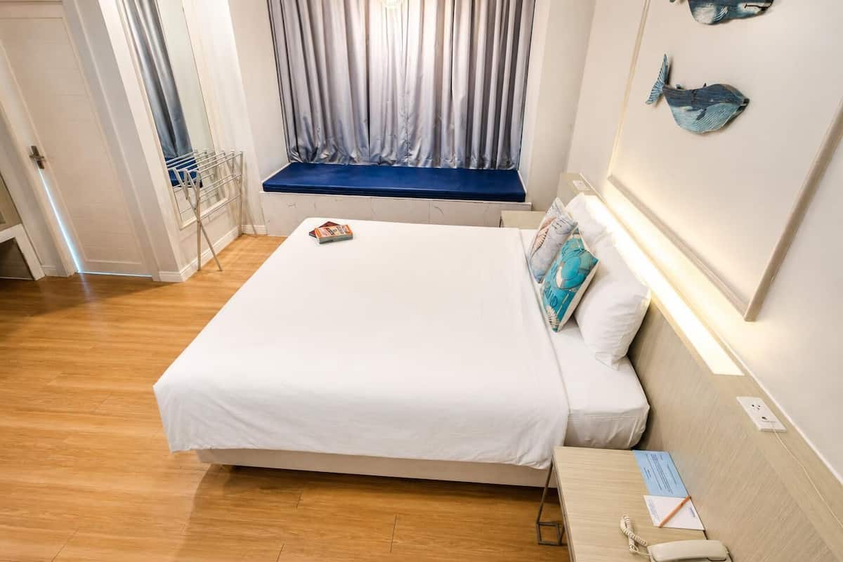 Premier Deluxe Double Room
