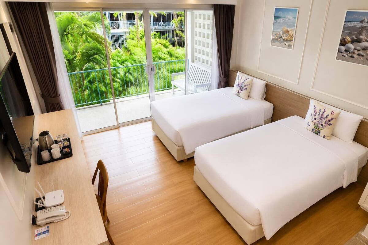 Grand Deluxe Twin Room