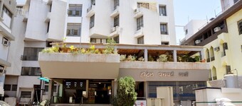 潘查瓦蒂亞特里酒店