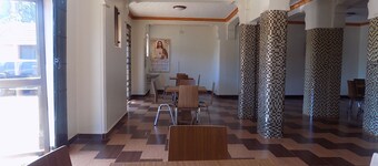 Olina Hotel and Apartments