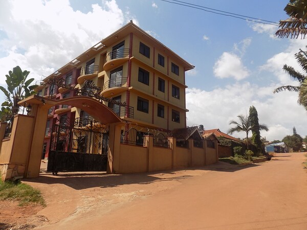 Olina Hotel And Apartments - Kampala