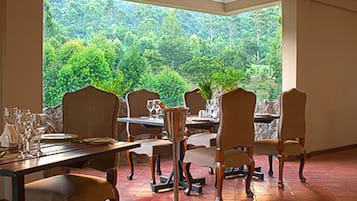 Nhà hàng