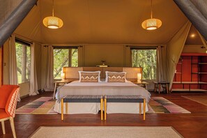 Luxury Tent - Royal Mara Safari Lodge (Maasai Mara)