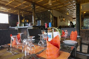 Bar (en el alojamiento)