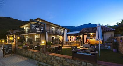 Kamelia & Semeli Hotel