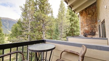 Studio | Property grounds