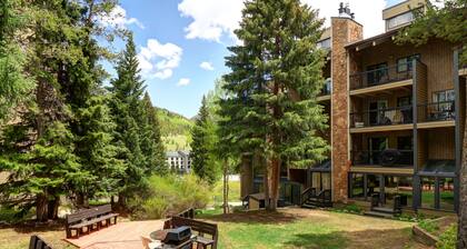CM417H Copper Mtn Inn Studio Bedroom 1Bathroom Hotel Room
