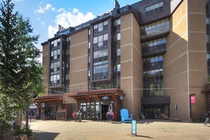 Room, 1 Bedroom | Exterior - Perfectly Located Hotel Room - Ski-In Ski-Out - Steps to the American Eagle/American Flyer chairlifts - MP522H by RedAwning (Copper Mountain)
