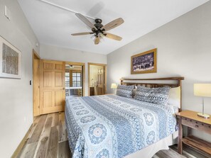 Condo, 1 chambre | 1 chambre, bureau, espace de travail pour ordinateurs portables