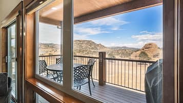 Townhome, 3 Bedrooms | Balcony