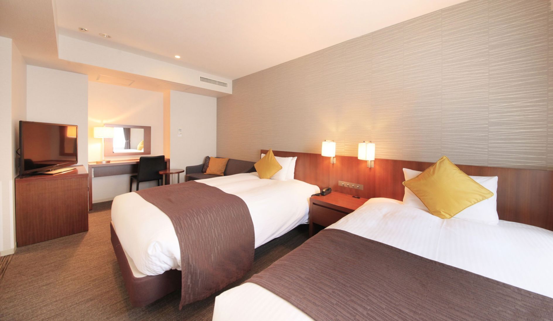 Desk, free WiFi, bed sheets