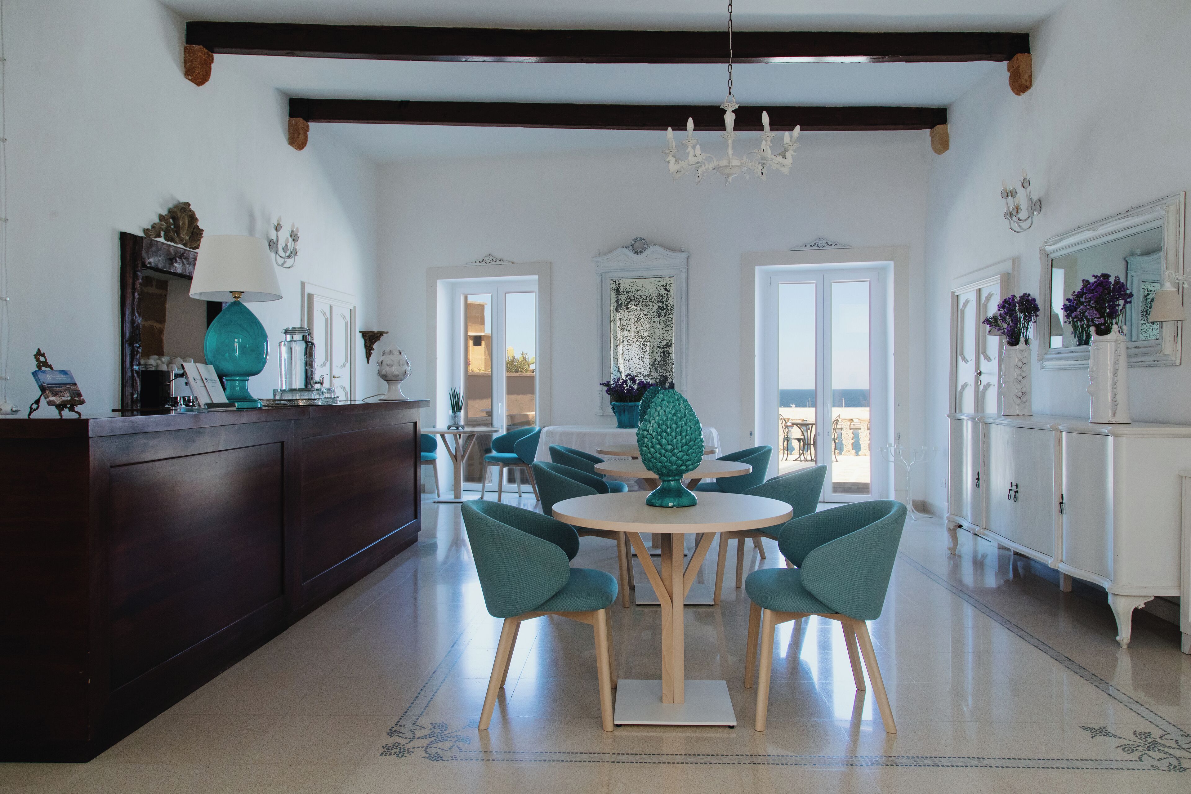 Colazione a buffet, servita tutte le mattine (10 EUR a persona) 