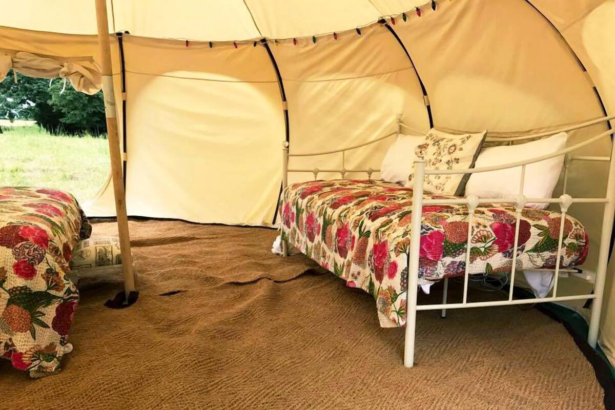 Tent, Shared Bathroom | Individually decorated, individually furnished