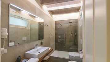 Villa, 2 camere da letto | Bagno | Doccia, asciugacapelli, bidet, asciugamani