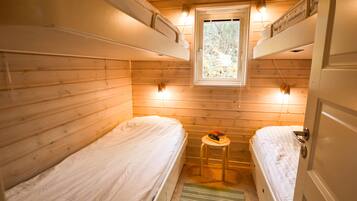 Superior Cabin, 1 Bedroom | Iron/ironing board, free WiFi