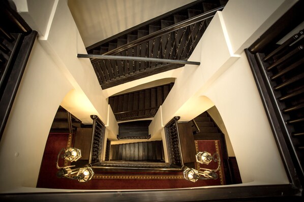 Staircase - Scharffenberg Apartments Main Square (Kraków)