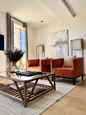 Télévision à écran plat