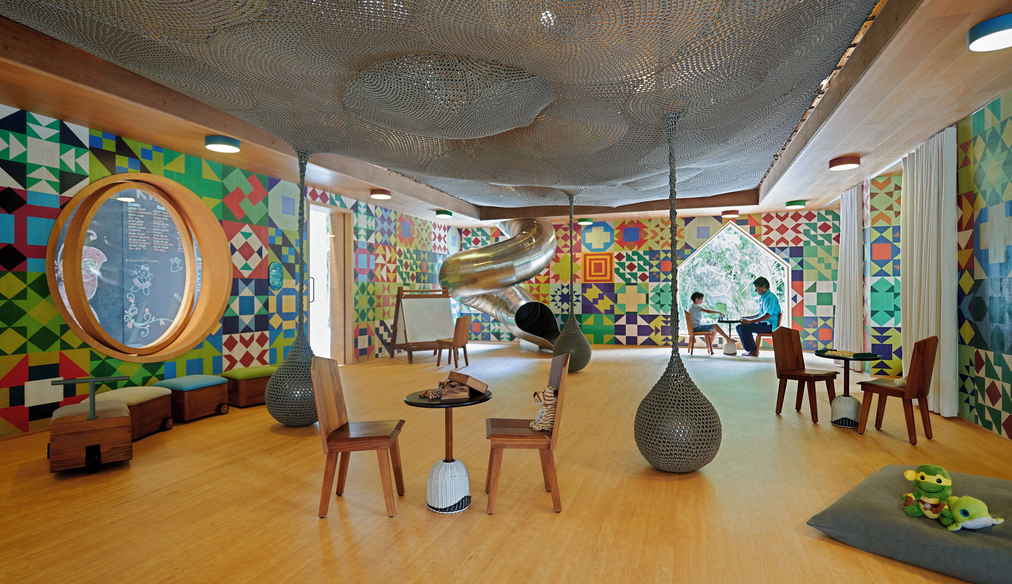 children’s play area – indoor