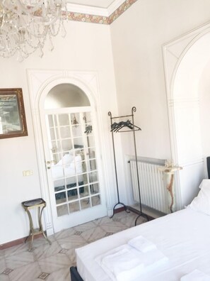 Deluxe Apartment - Gramsci Apartments (Naples)