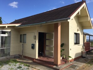 Property entrance - Starry Sky House (Nakijin)