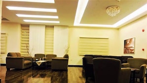 Lobby-Lounge